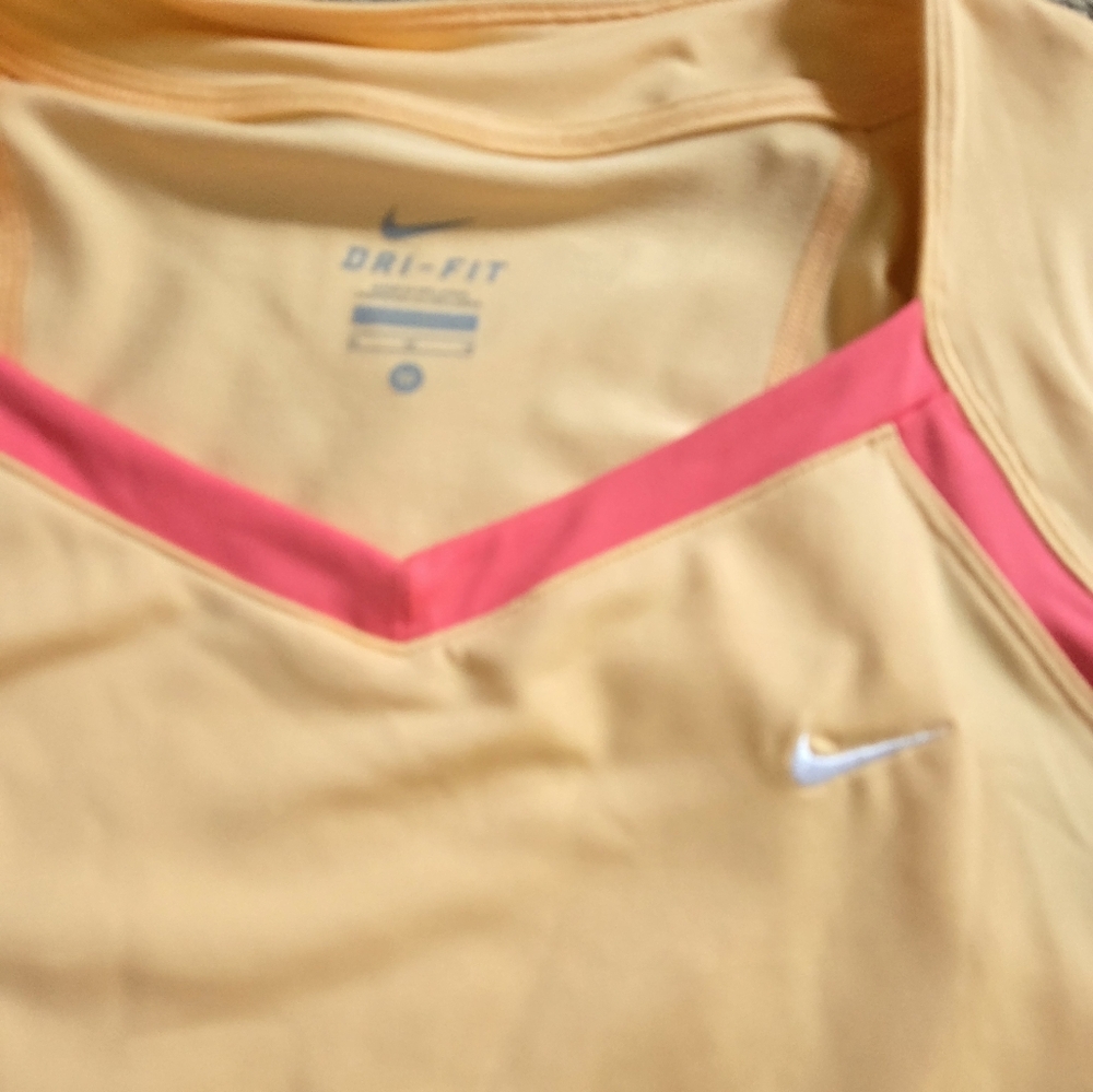 Nike Golf Tennis Skort Set - Peach & Pink Matching Top Skirt Sz M - Picture 3 of 8